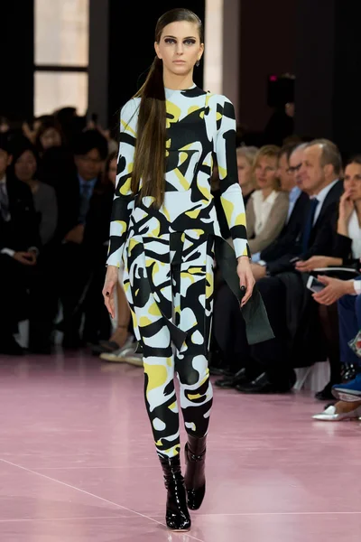 Look 52